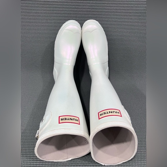 Hunter Classic Tall Girls Sz 5 Rain Boots Silver Metallic Waterproof Rubber Boot - Picture 6 of 10